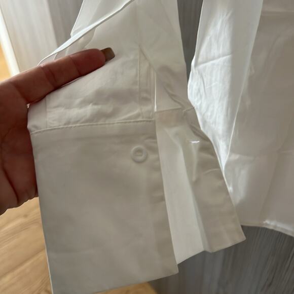 NWOT “COMMENSE “ Brand 
White Detailed Button Down Shirt 
Classy - Picture 6 of 8